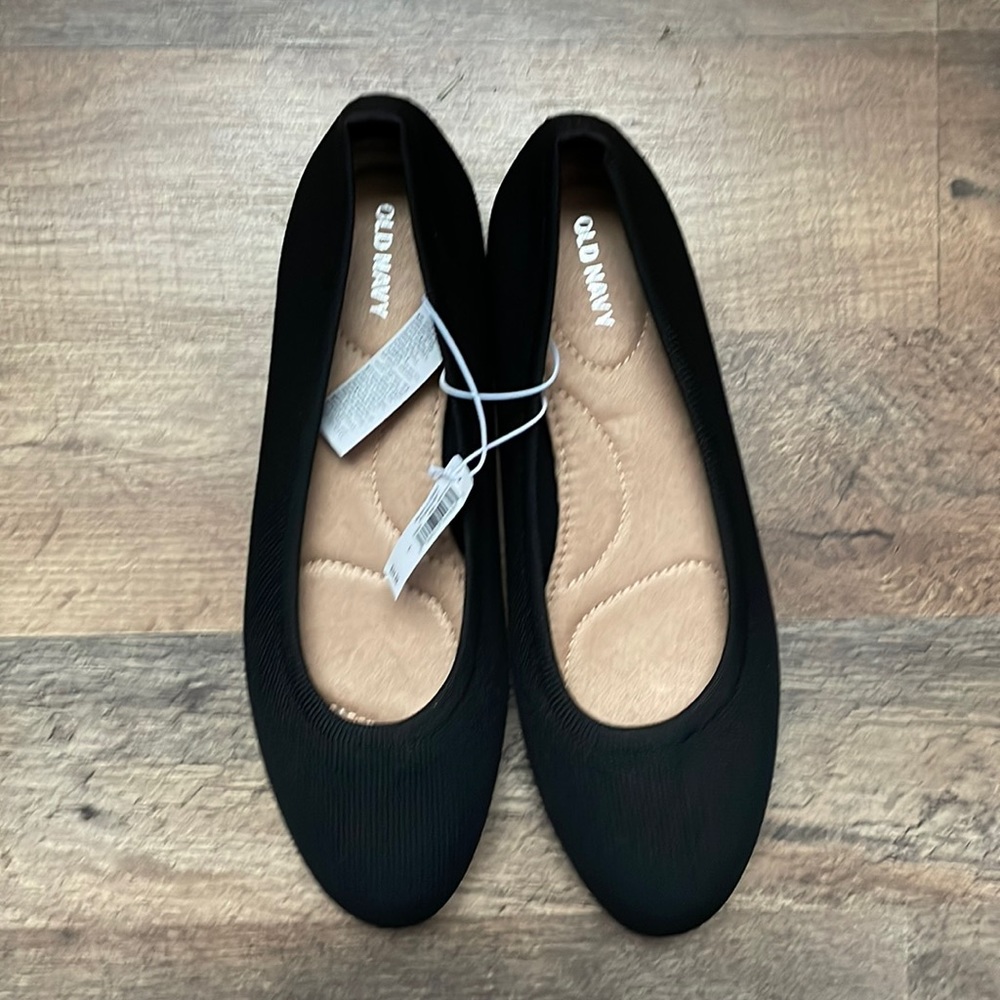 Old Navy Black Flats